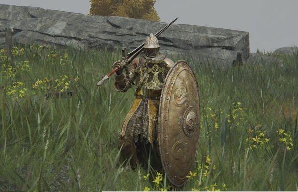 说说艾尔登法环黄金大盾如何获取。 